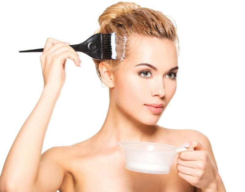 Mách bạn cách nhuộm tóc tại nhà chuẩn như salon