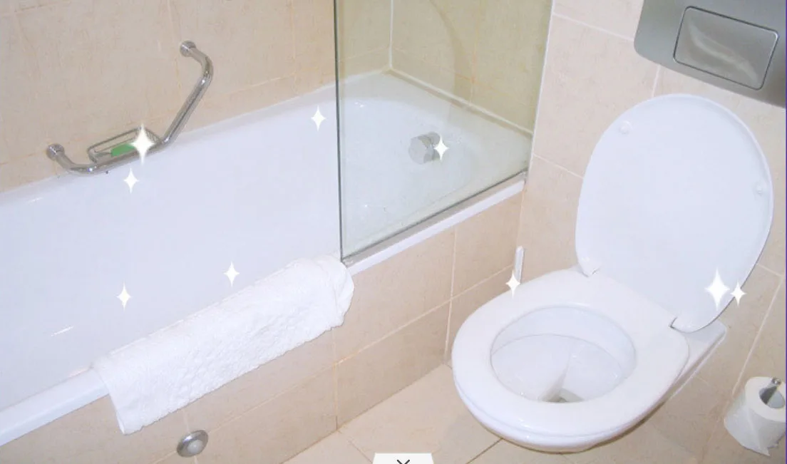 Dung dịch diệt khuẩn khử trùng phòng tắm