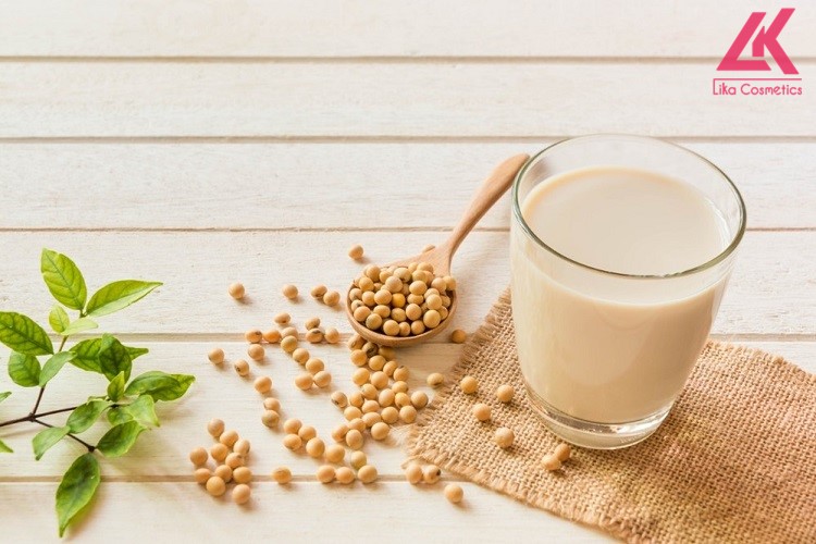 Sữa đậu nành có nhiều lợi ích tuyệt vời đối với sức khỏe và làm đẹp